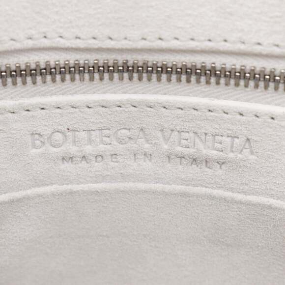 BOTTEGA VENETA White Leather Intrecciato Bag - Picture 16 of 16